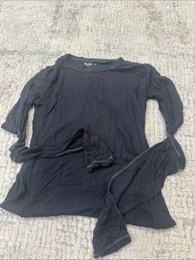 Michael Lauren Black Ribbed Long Sleeve Top
